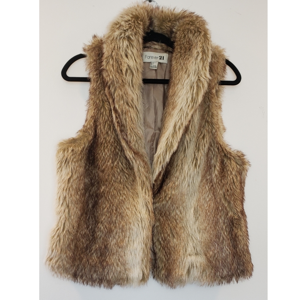 Faux fur Forever21 Vest